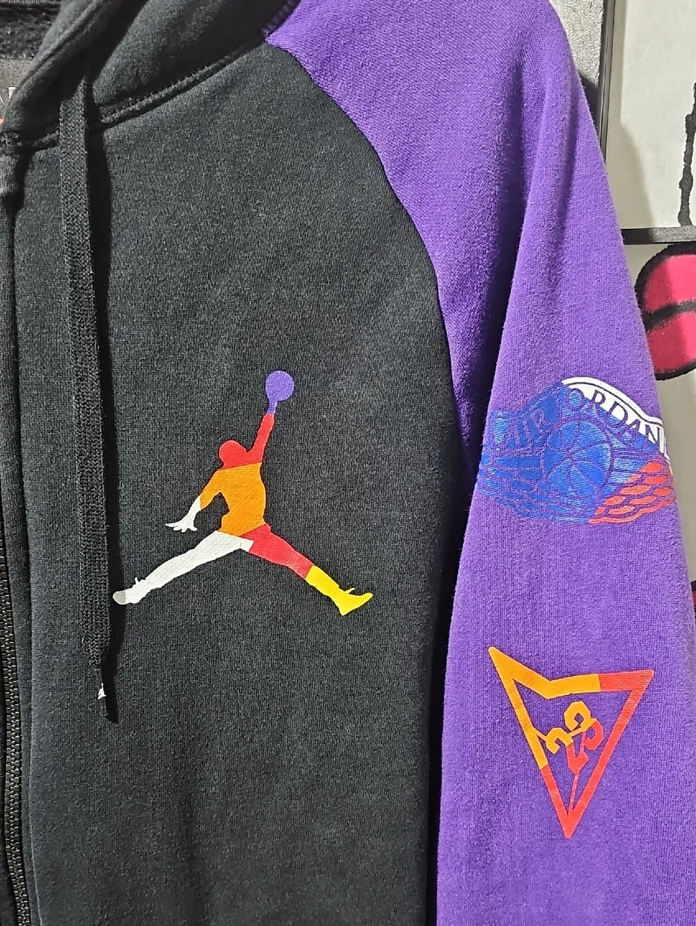 Jordan black zip